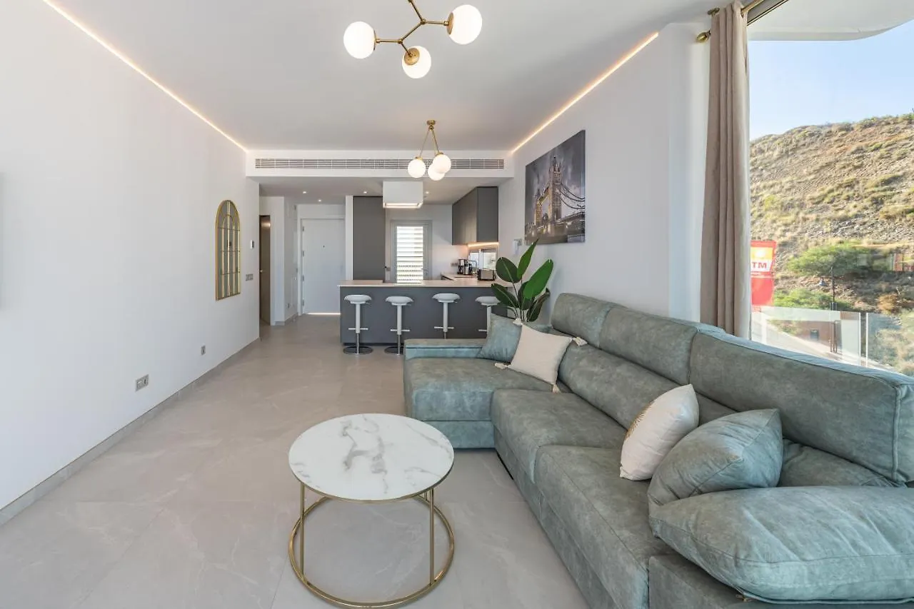 Luxury 2 Bedroom Apartment With Sea View Fuengirola