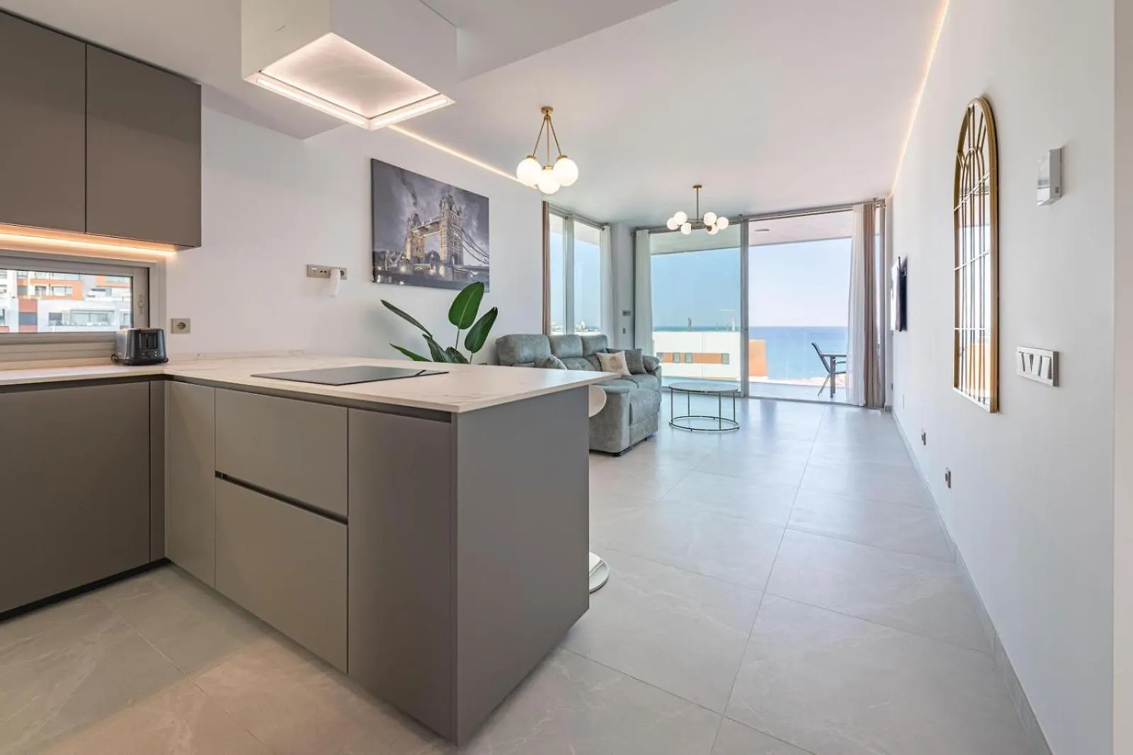 Luxury 2 Bedroom Apartment With Sea View Fuengirola Spain